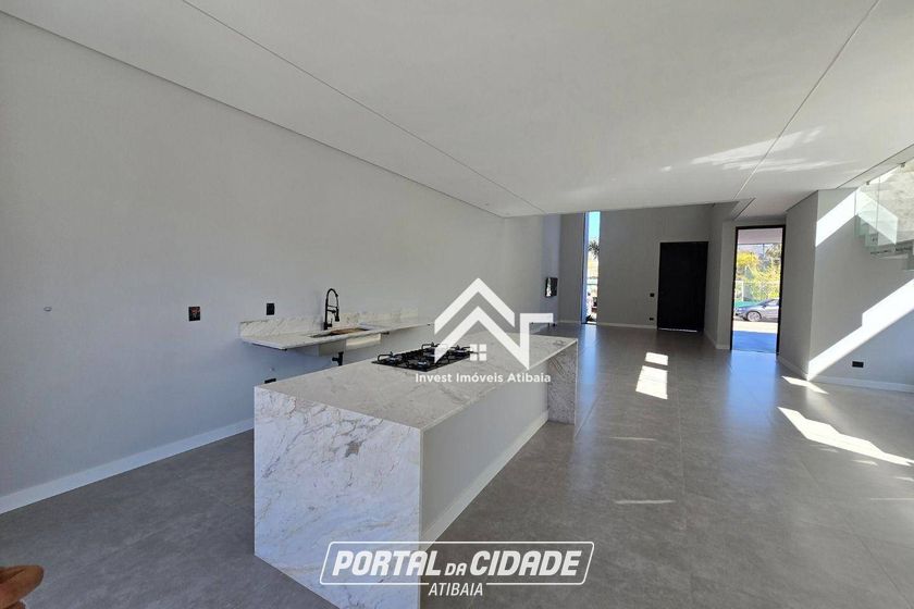 Casa &agrave; venda - 300m&sup2; - Vila Santista