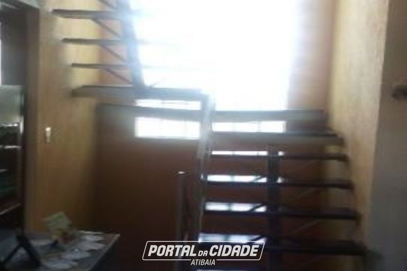 Casa &agrave; venda - 323m&sup2; - Jardim Jaragu&aacute;