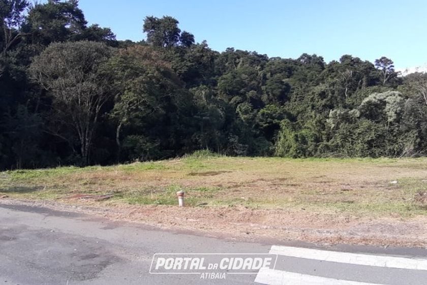 Terreno &agrave; venda - 607m&sup2; - Residencial Granville