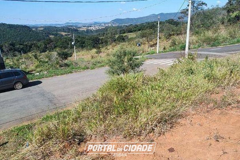 Terreno &agrave; venda - 450m&sup2; - Atibaia Belvedere