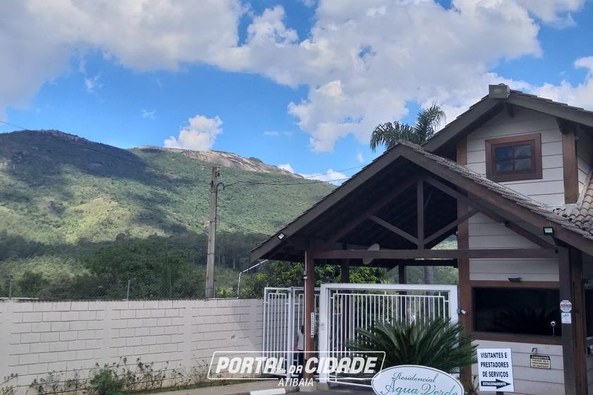 Sobrado &agrave; venda - CONDOM&Iacute;NIO RESIDENCIAL &Aacute;GUA VERDE