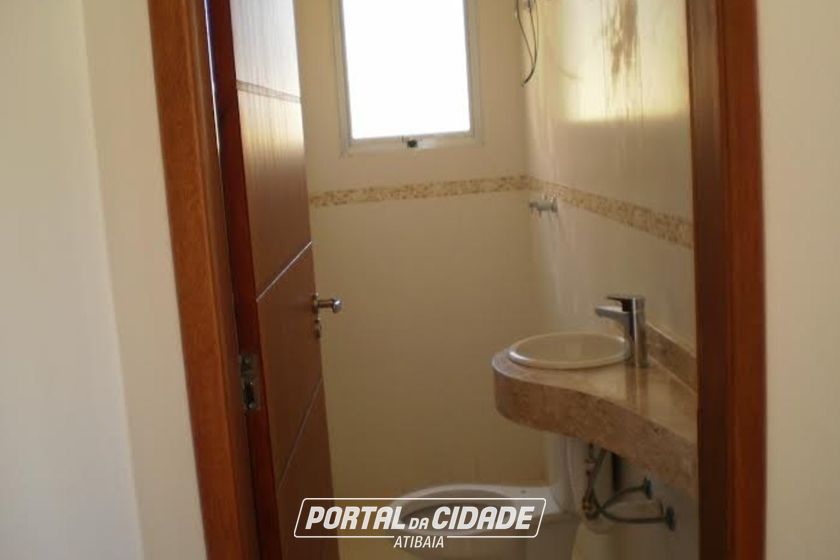 Casa &agrave; venda - 606m&sup2; - Jardim Siriema
