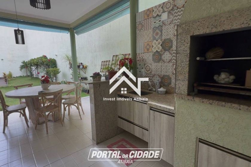 Casa &agrave; venda - 230m&sup2; - Jardim Paulista