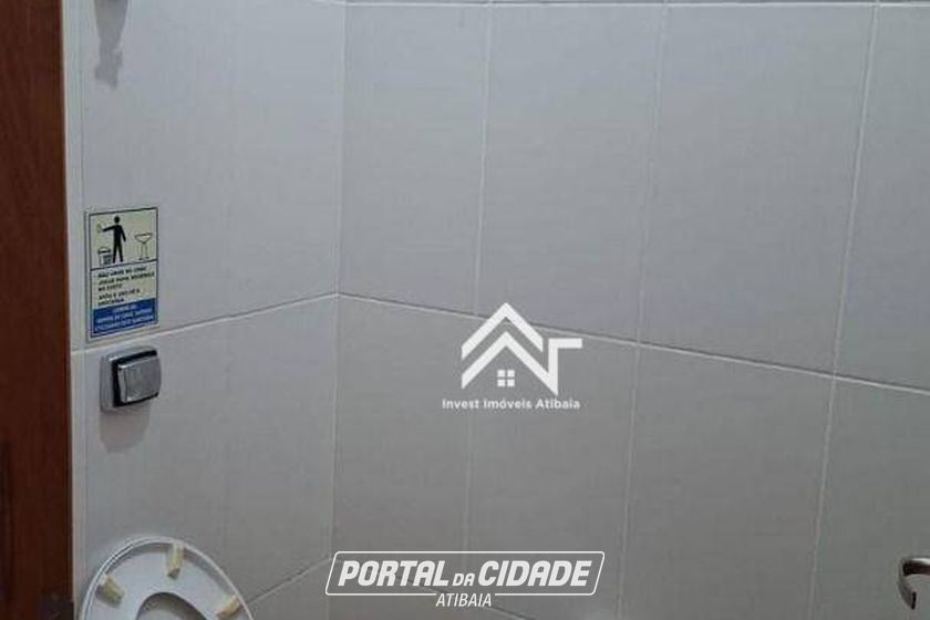 Sal&atilde;o Comercial para alugar - 86m&sup2; - Centro