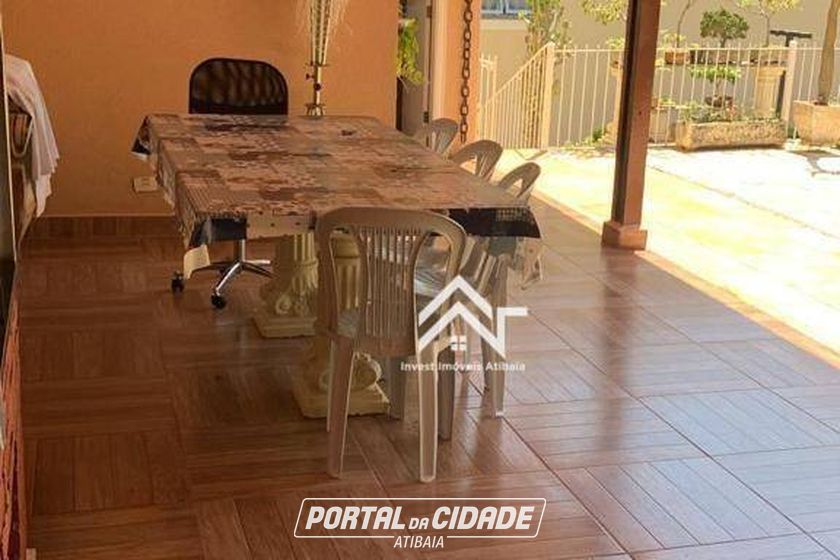 Casa &agrave; venda - 400m&sup2; - Vila Giglio