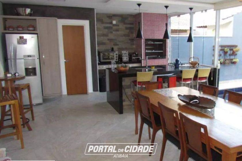 Sobrado &agrave; venda - 228m&sup2; - Condom&iacute;nio Residencial Pedra Grande