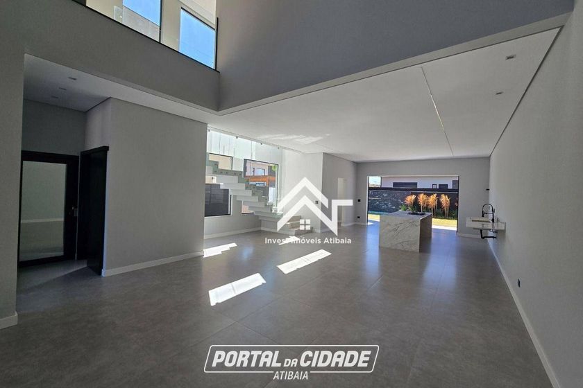 Casa &agrave; venda - 300m&sup2; - Vila Santista