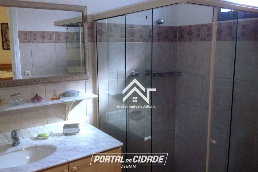 Casa para alugar - 245m&sup2; - Condominio Flamboyant B