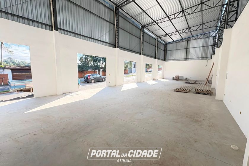 Sal&atilde;o Comercial para alugar - 240m&sup2; - Jardim Est&acirc;ncia Brasil