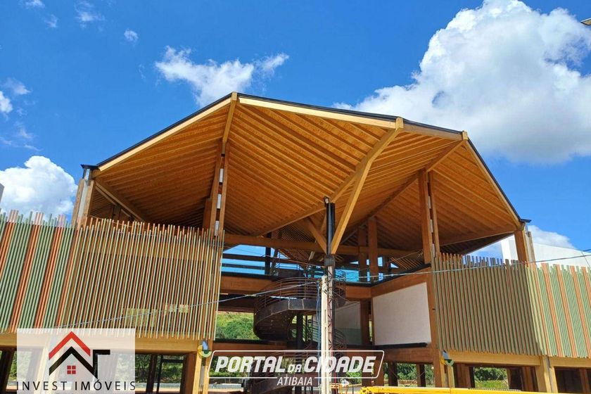 Terreno &agrave; venda - 300m&sup2; - Portal Lamis
