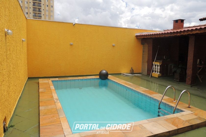 Casa &agrave; venda - 300m&sup2; - Jardim Vila Galv&atilde;o