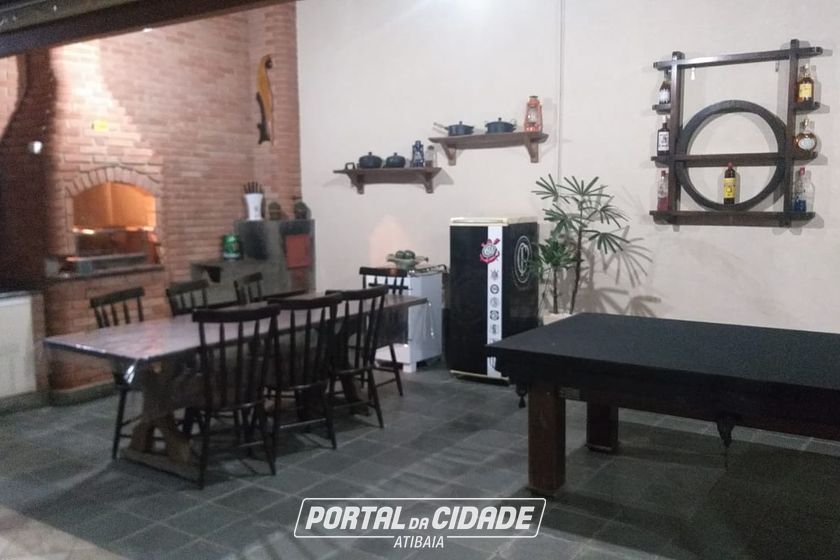 Sobrado &agrave; venda - 791m&sup2; - ALVIN&Oacute;POLIS