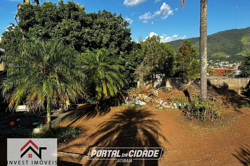 Casa &agrave; venda - 900m&sup2; - Vila Petr&oacute;polis