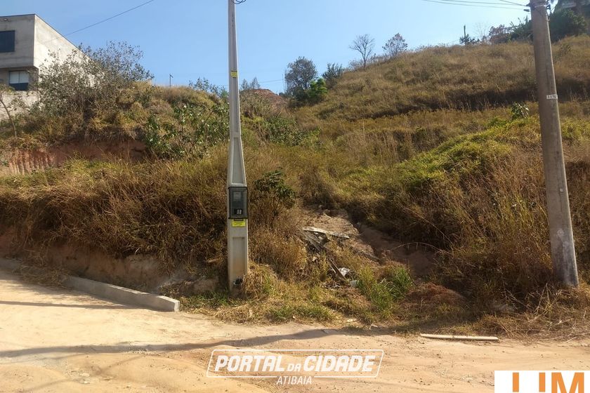 Terreno &agrave; venda - 1012m&sup2; - Jardim Est&acirc;ncia Brasil
