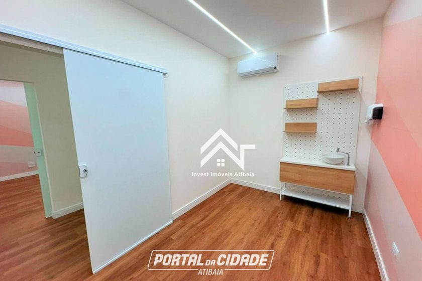 Sal&atilde;o Comercial para alugar - 200m&sup2; - Vila Thais