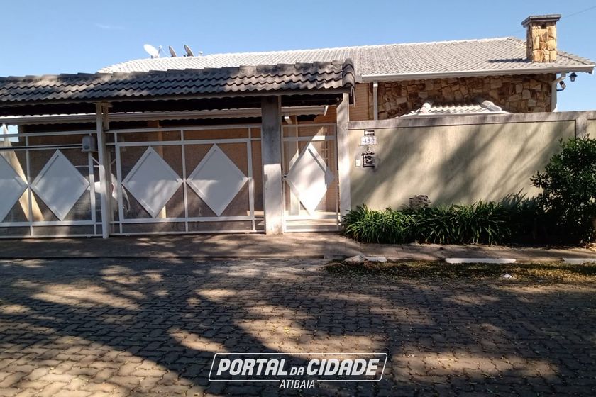 Sobrado &agrave; venda - CODOMINIO SANGRILA