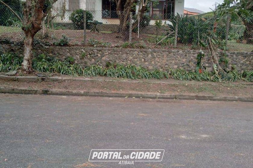 Ch&aacute;cara &agrave; venda - 1220m&sup2; - Vila Santista