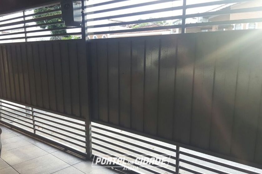 Casa &agrave; venda - 180m&sup2; - JARDIM CEREJEIRAS