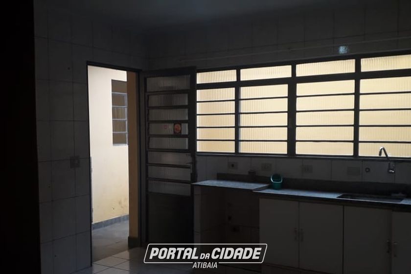 Casa &agrave; venda - 300m&sup2; - ATIBAIA JARDIM