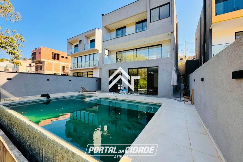 Casa para alugar - 228m&sup2; - Rio Abaixo