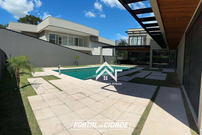 Casa &agrave; venda - 730m&sup2; - Condominio Porto Atibaia