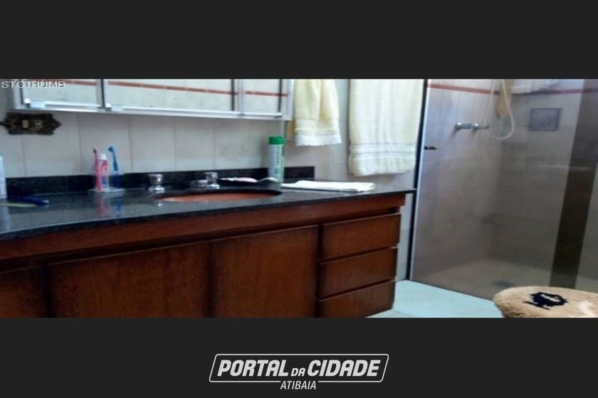 Casa &agrave; venda - 919m&sup2; - Vila Esperia