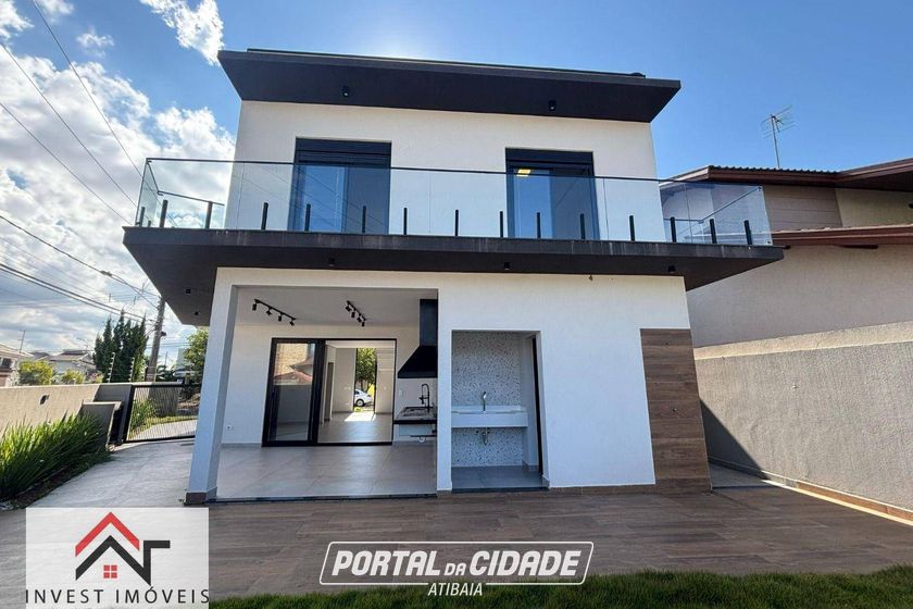 Casa &agrave; venda - 246m&sup2; - Condominio Alto da Floresta