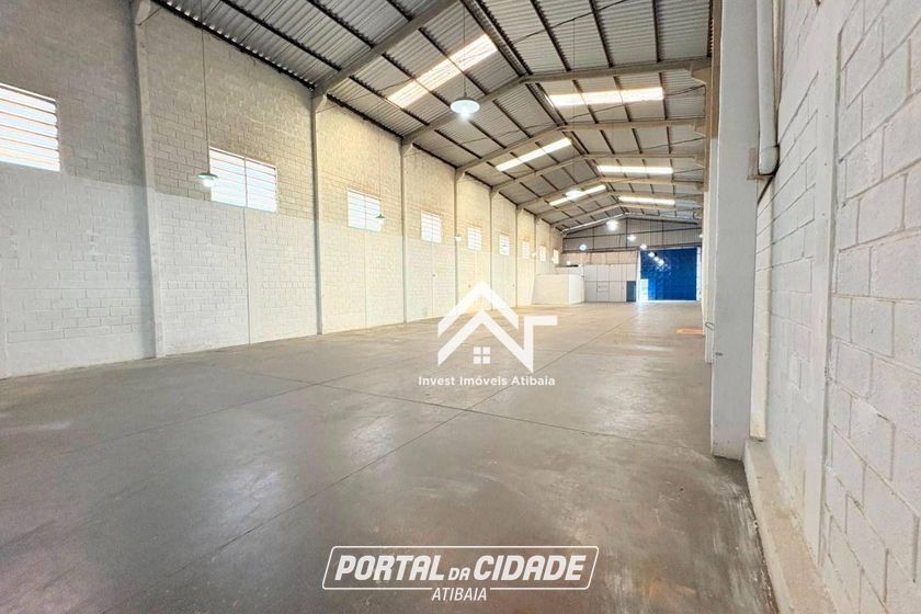 Sal&atilde;o Comercial para alugar - 584m&sup2; - Vila Industrial