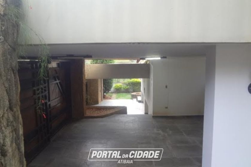 Casa &agrave; venda - 645m&sup2; - Nova Gard&ecirc;nia