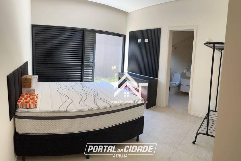 Casa &agrave; venda - 730m&sup2; - Condominio Porto Atibaia