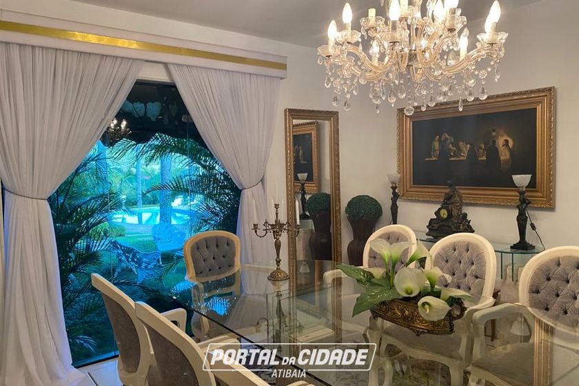 Casa &agrave; venda - 700m&sup2; - Condom&iacute;nio Flamboyant