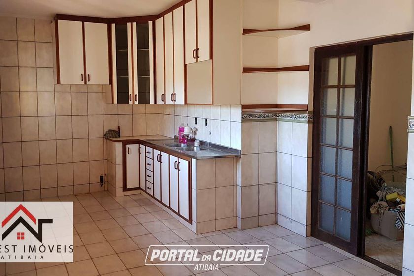 Casa &agrave; venda - 280m&sup2; - Tr&ecirc;s Pistas