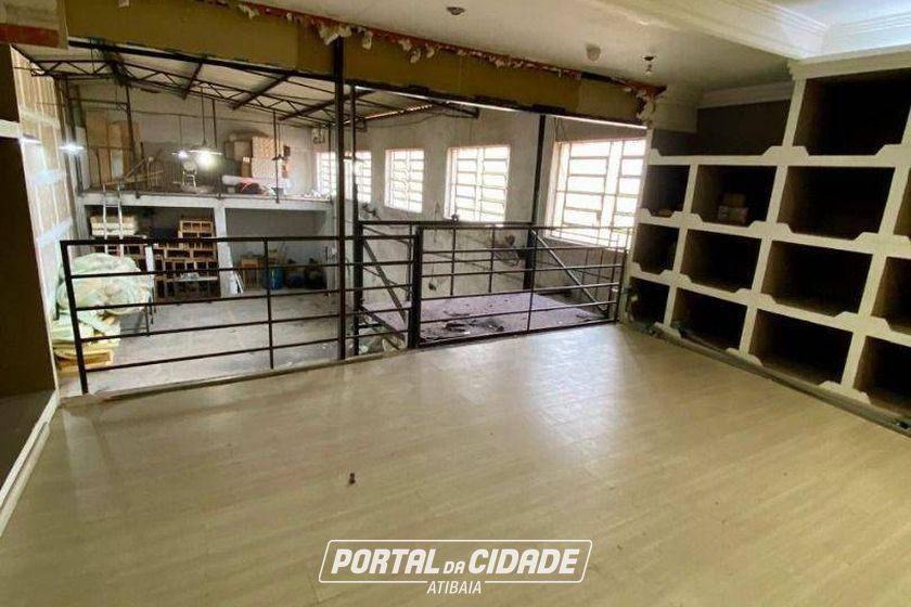 Sal&atilde;o Comercial para alugar - 750m&sup2; - Jardim Terceiro Centen&aacute;rio
