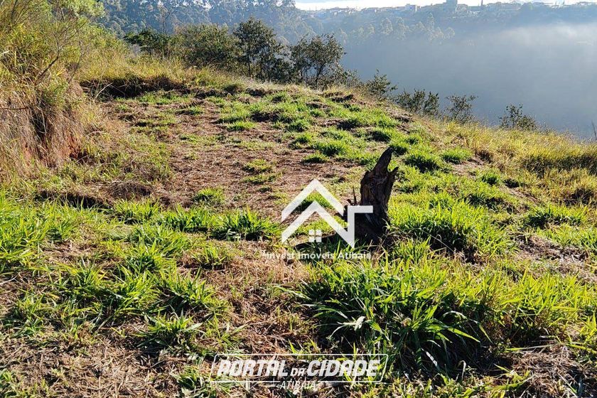 Terreno &agrave; venda - 200m&sup2; - Cachoeirinha