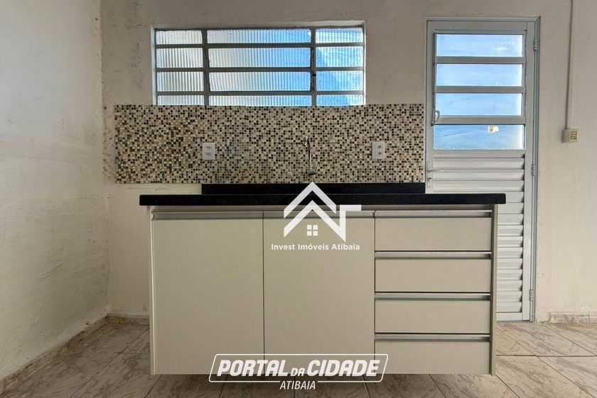 Casa para alugar - 252m&sup2; - Alvin&oacute;polis