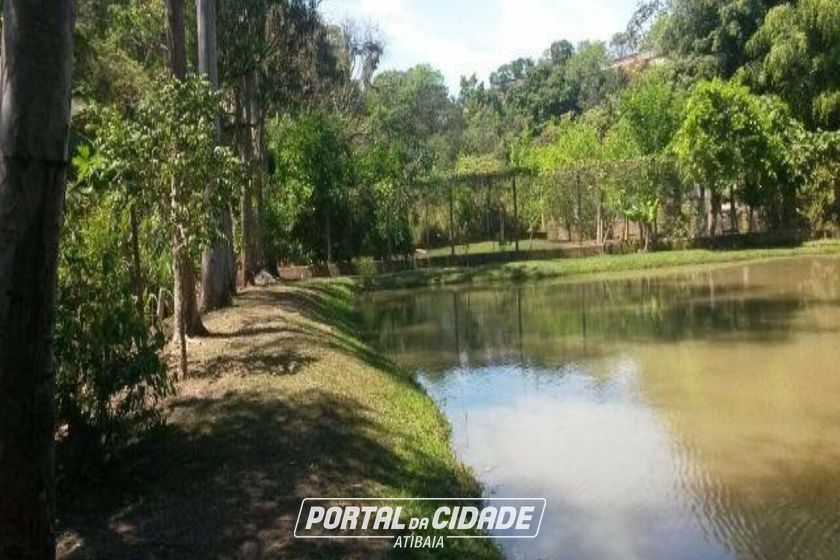 Ch&aacute;cara &agrave; venda - 6000m&sup2; - Tanque