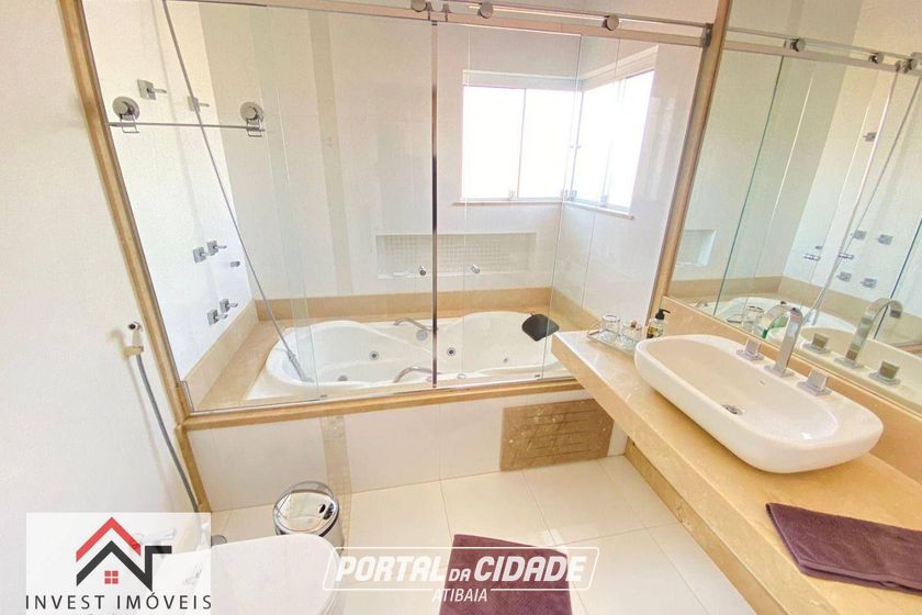 Casa &agrave; venda - 376m&sup2; - Condominio Parque das Gar&ccedil;as I