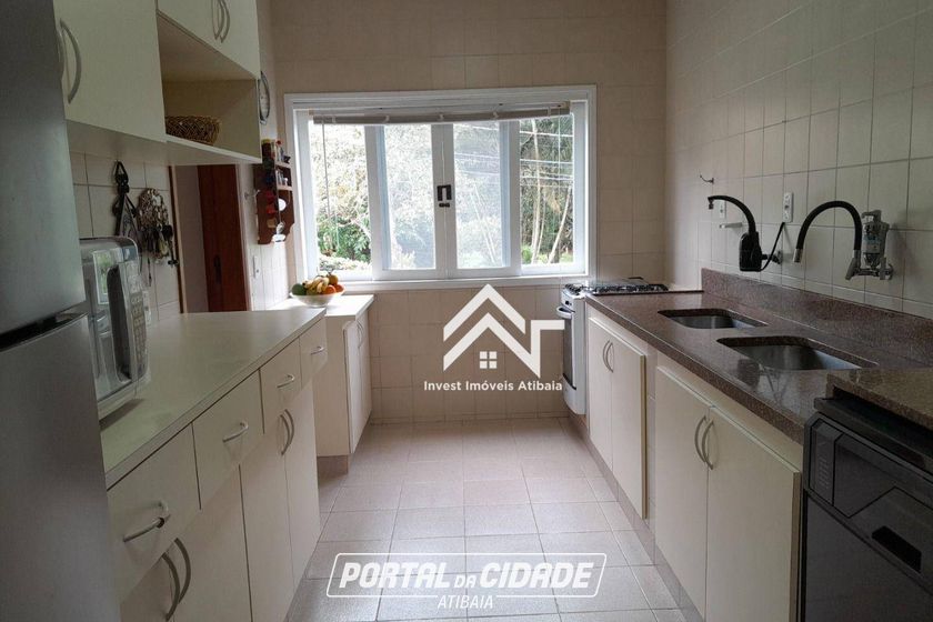 Casa &agrave; venda - 330m&sup2; - Parque Arco Iris