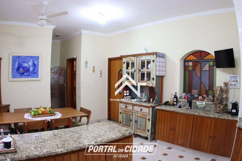 Casa para alugar - 401m&sup2; - Vila Petr&oacute;polis