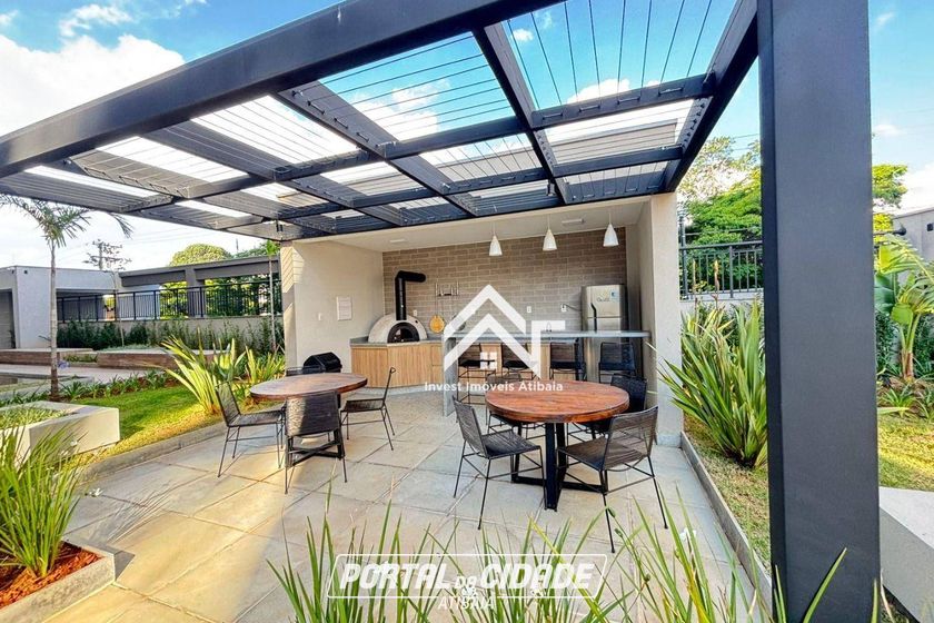 Apartamento para alugar - 98m&sup2; - Nova Gard&ecirc;nia