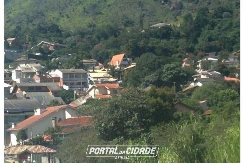 Terreno &agrave; venda - 1280m&sup2; - Parque Arco Iris