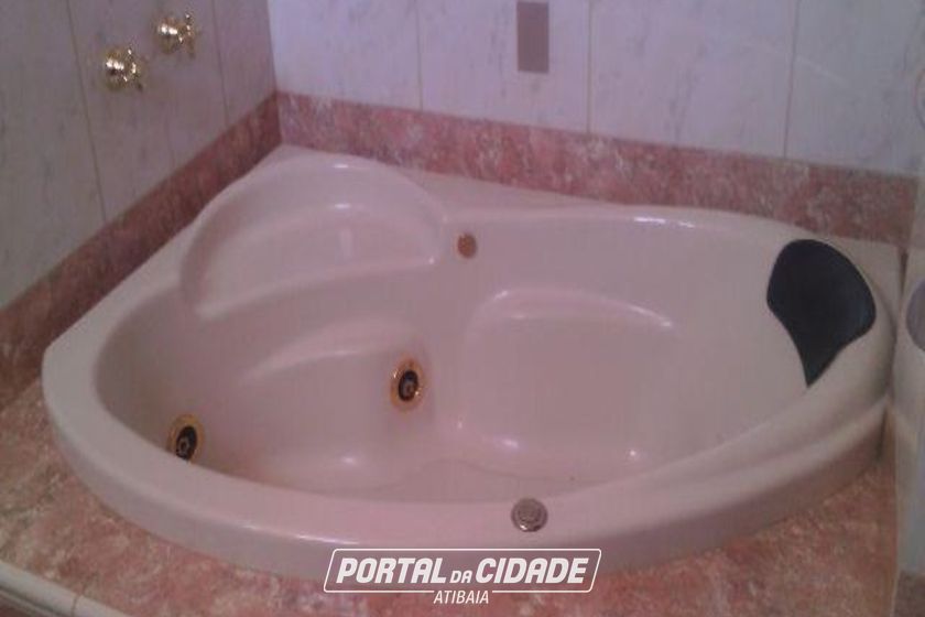 Casa &agrave; venda - 323m&sup2; - Jardim Jaragu&aacute;