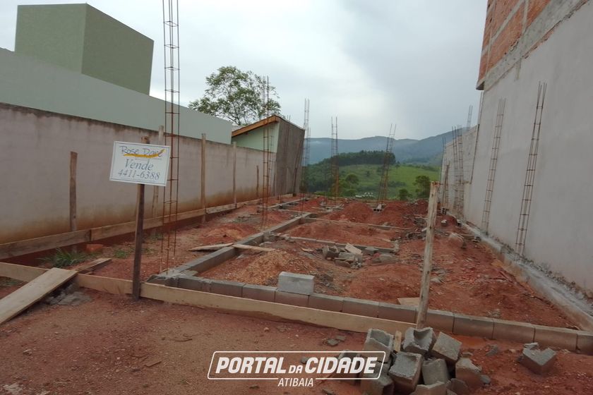 Terreno &agrave; venda - 109m&sup2; - BOM JESUS DOS PERDOES