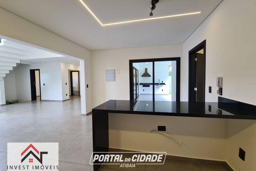 Casa para alugar - 221m&sup2; - Vila Santista