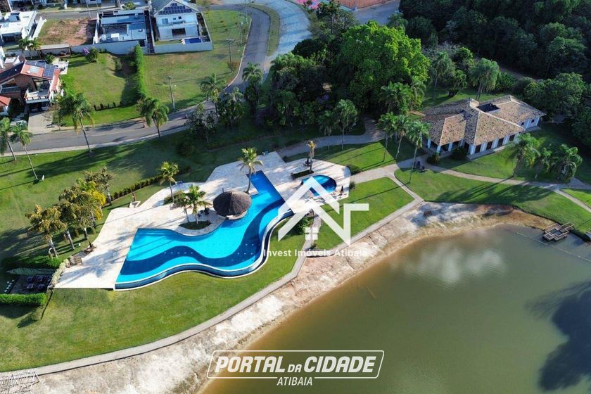 Terreno &agrave; venda - 806m&sup2; - Boa Vista