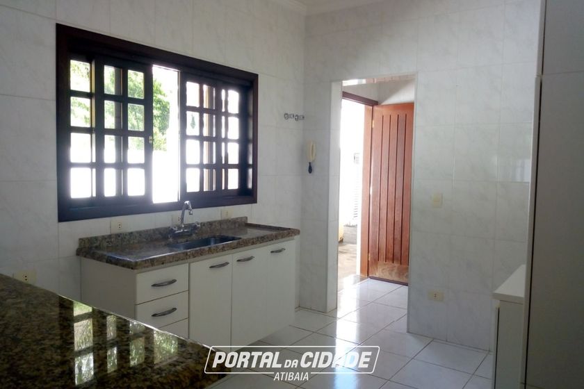 Casa para alugar - 183m&sup2; - Vila Petr&oacute;polis