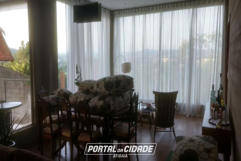 Casa &agrave; venda - 290m&sup2; - Condom&iacute;nio Portal dos Nobres