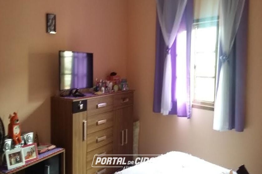 Casa &agrave; venda - 150m&sup2; - Jardim Alvin&oacute;polis