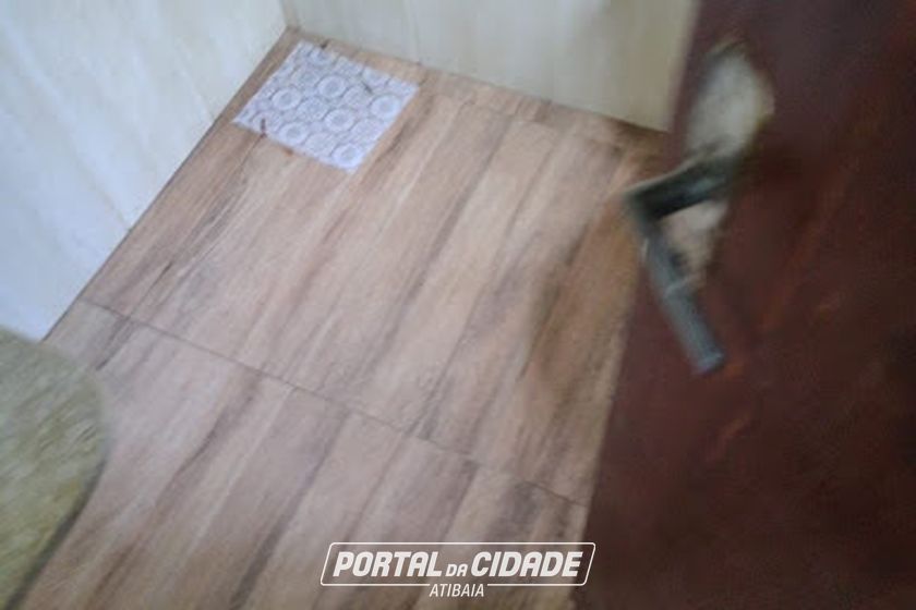 Ch&aacute;cara &agrave; venda - 1200m&sup2; - Jardim Maracan&atilde;