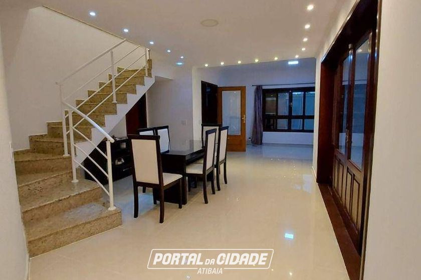 Casa &agrave; venda - 321m&sup2; - Jardim Jaragu&aacute;